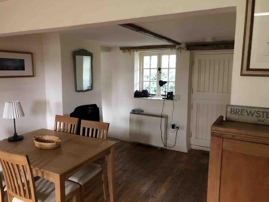 End Cottage, Character Flint Burnham Market